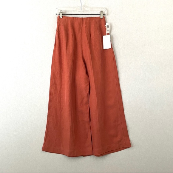 Aritzia Wander Wide Leg Linen Blend Cropped Pants - Picture 6 of 10